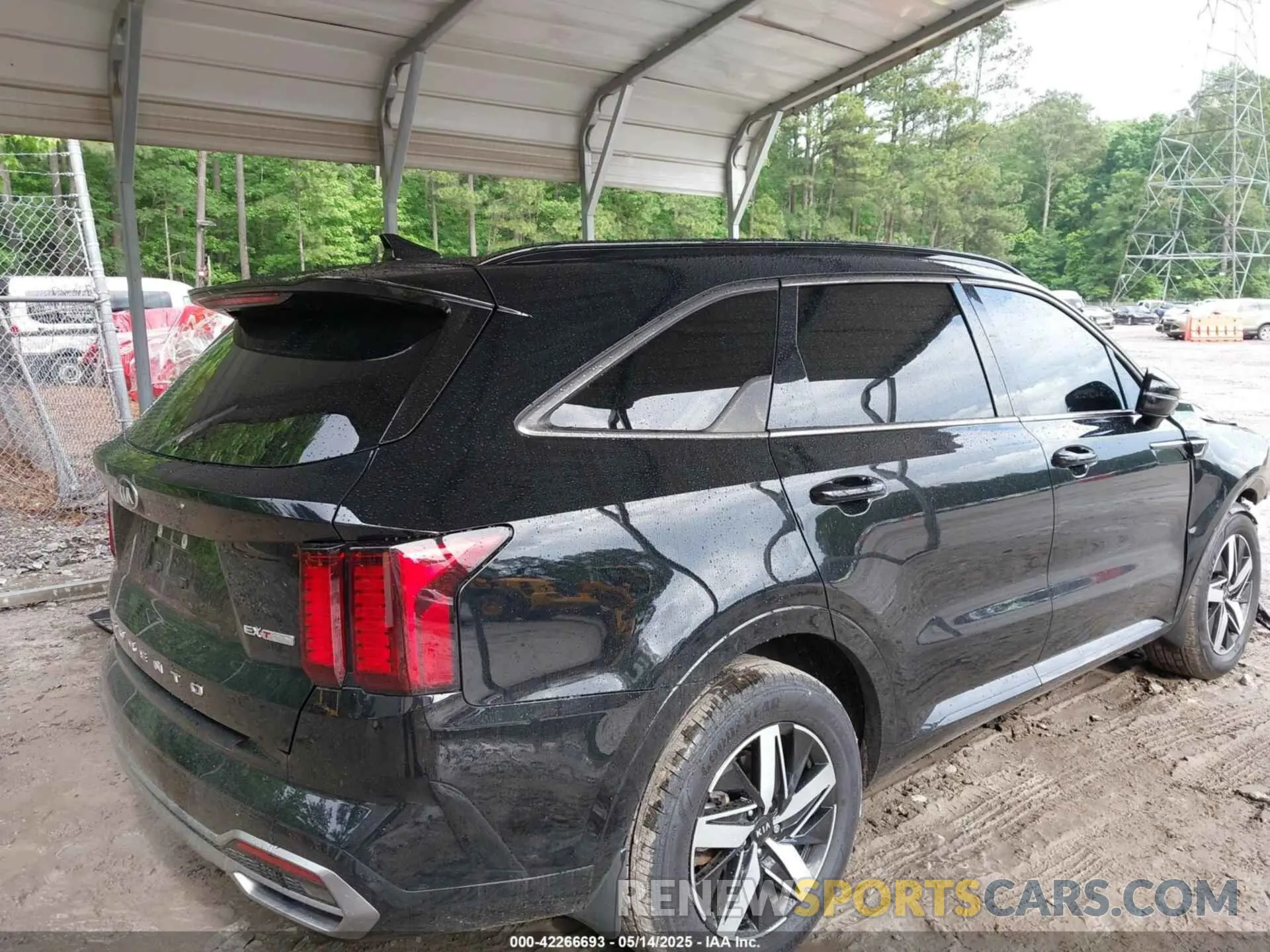 4 fotografías del automóvil dañado 5XYRH4LF8MG035053 KIA SORENTO 2021