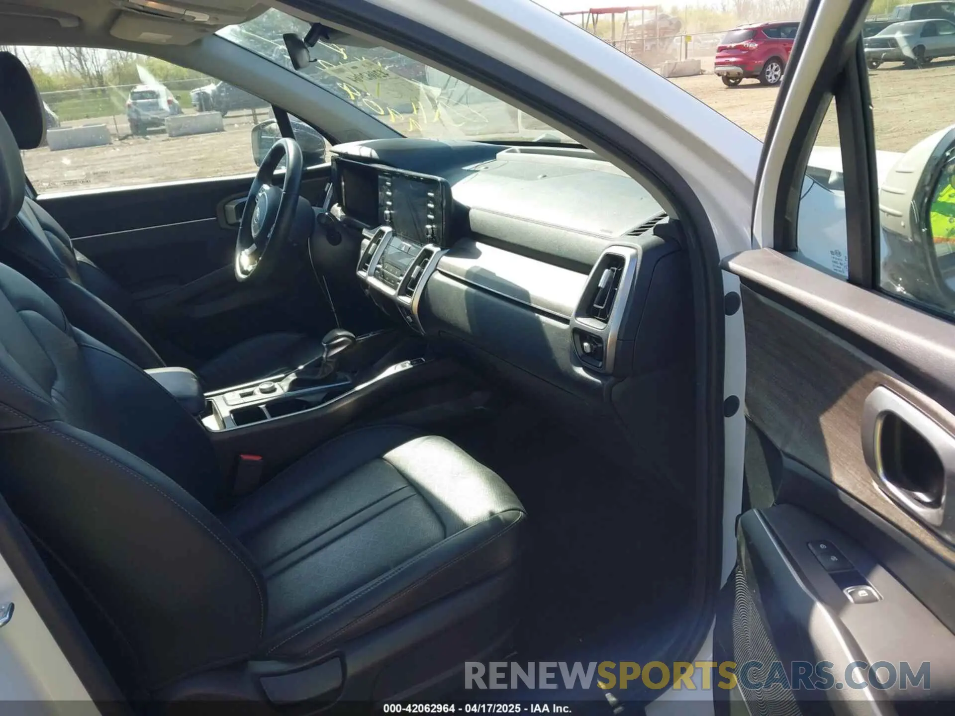 5 fotografías del automóvil dañado 5XYRHDLF7MG059909 KIA SORENTO 2021