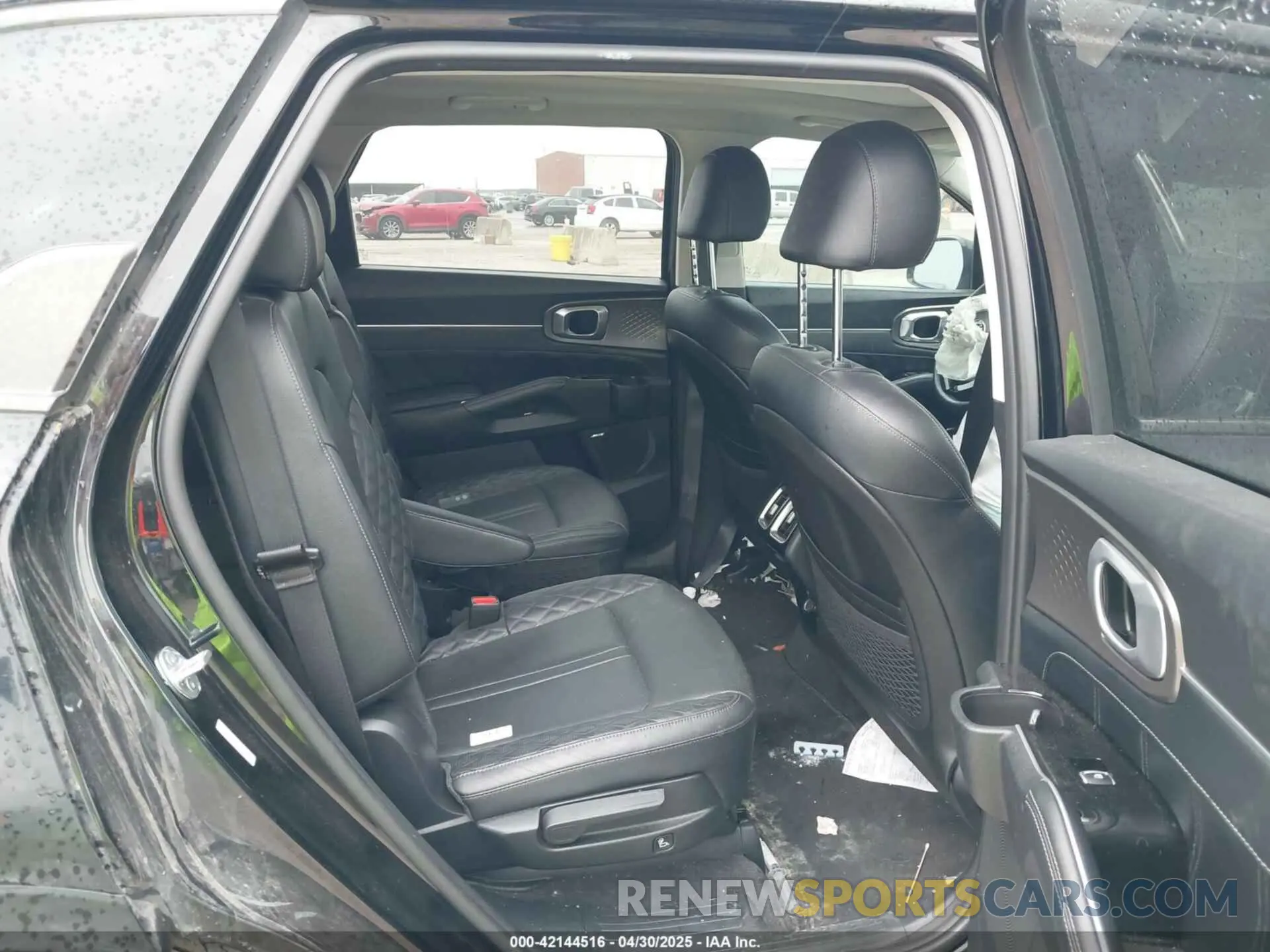 8 fotografías del automóvil dañado 5XYRK4LF2MG008853 KIA SORENTO 2021