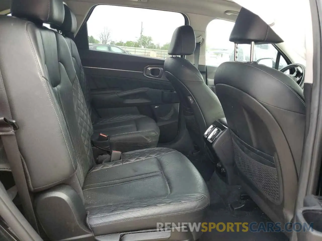 12 fotografías del automóvil dañado 5XYRK4LF2MG026897 KIA SORENTO 2021