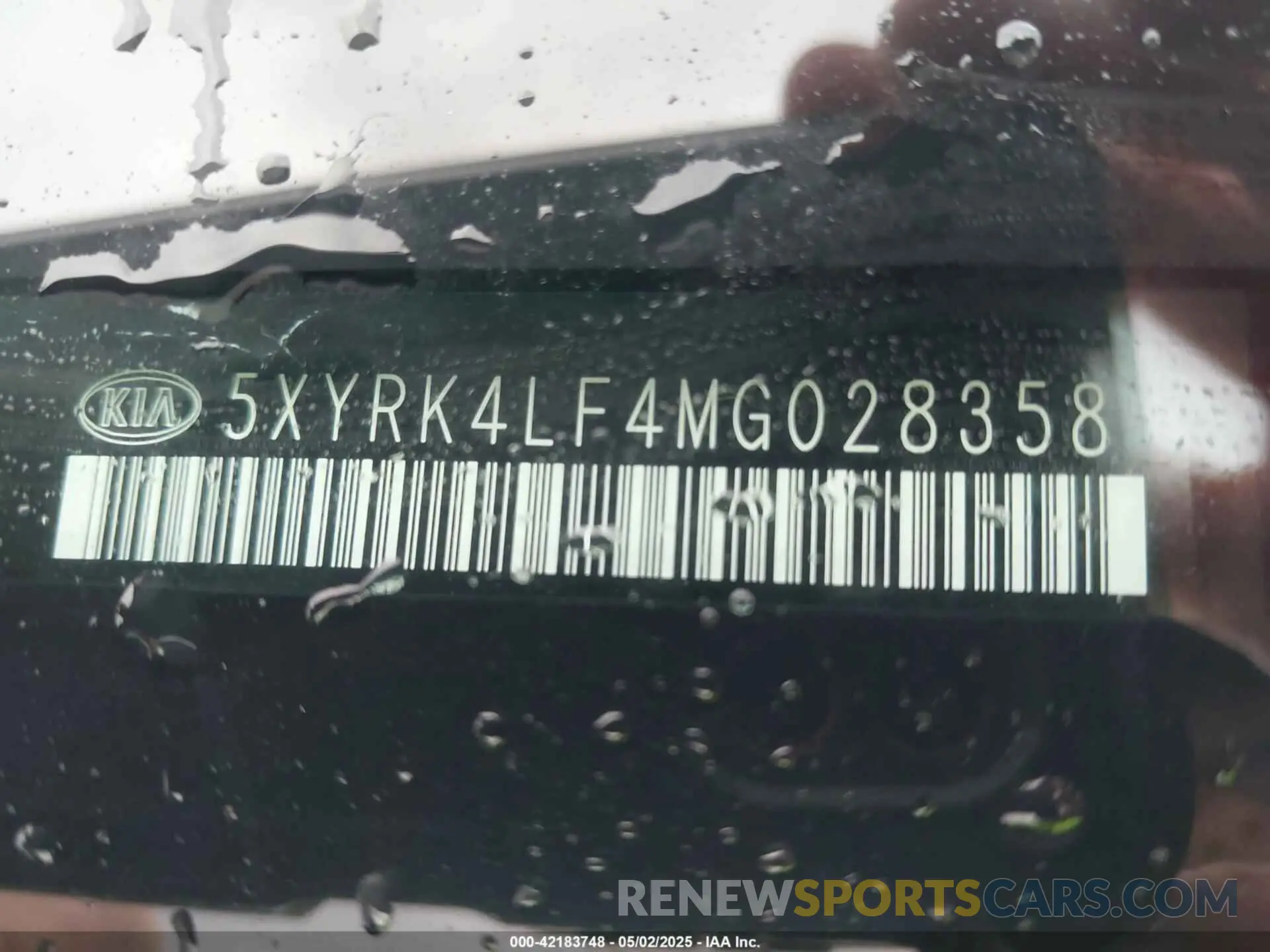 16 fotografías del automóvil dañado 5XYRK4LF4MG028358 KIA SORENTO 2021