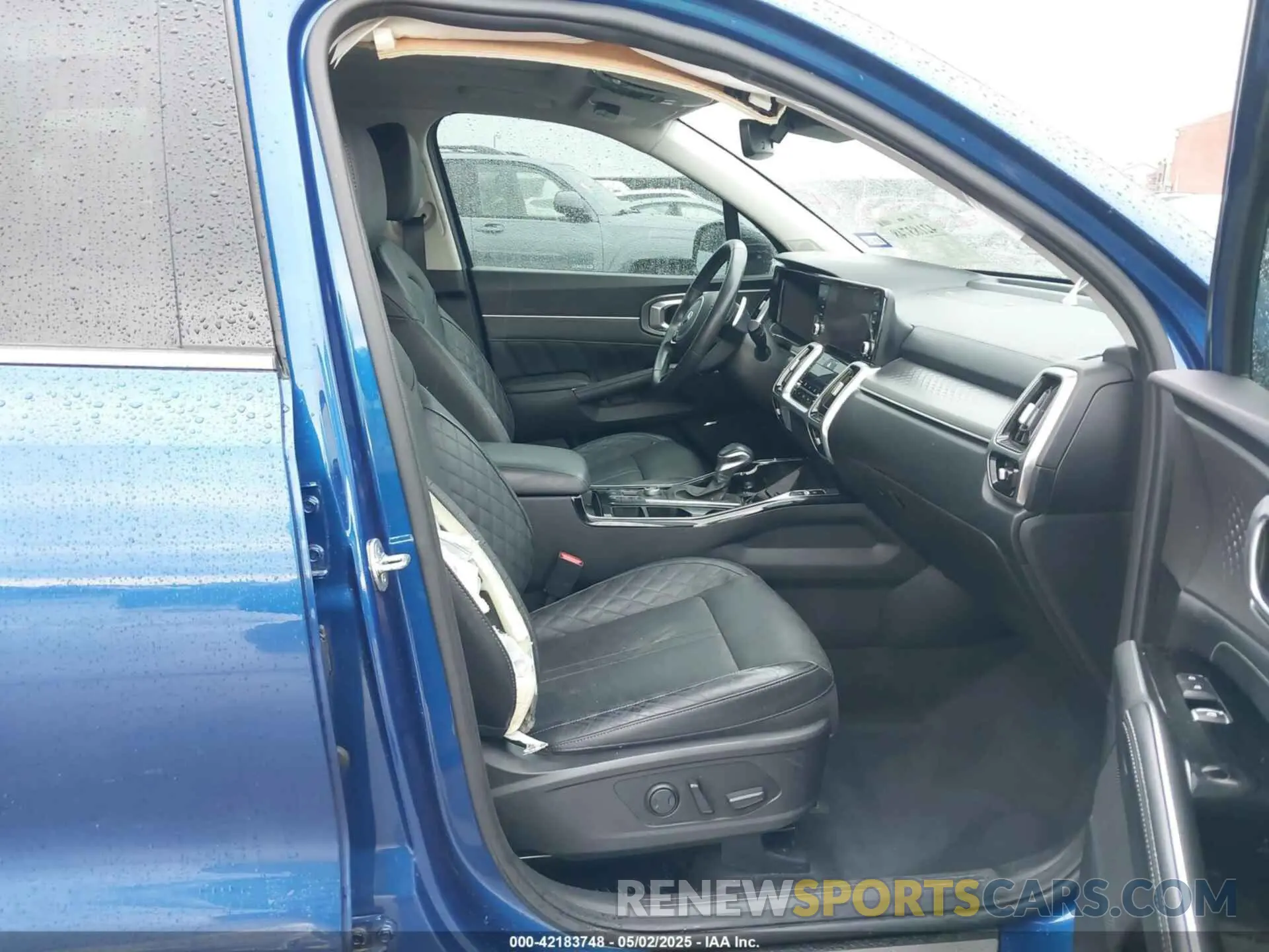 5 fotografías del automóvil dañado 5XYRK4LF4MG028358 KIA SORENTO 2021