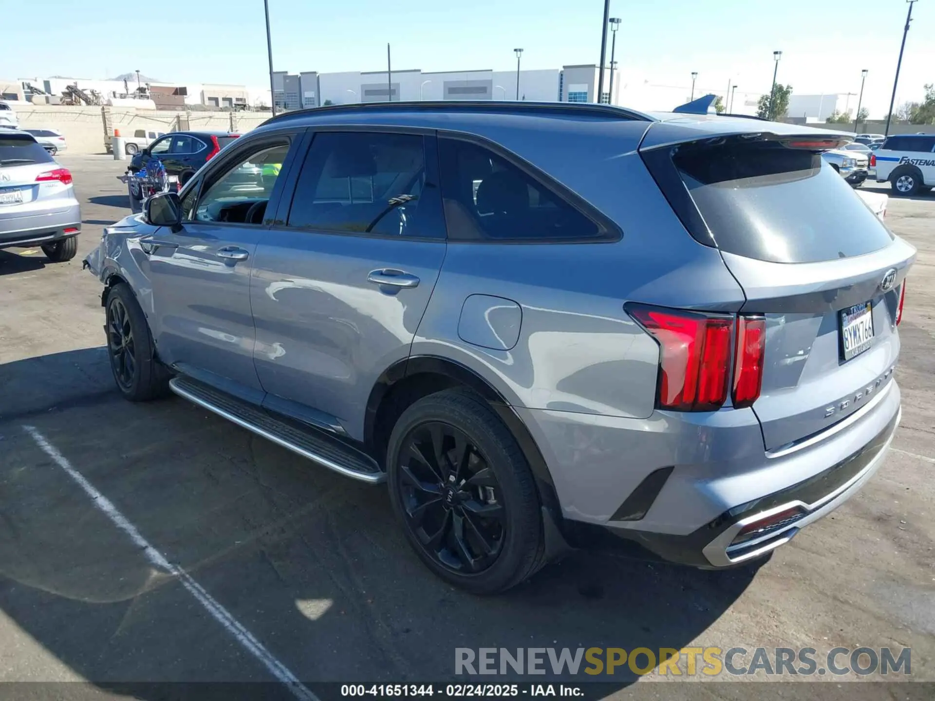 3 fotografías del automóvil dañado 5XYRK4LF6MG073379 KIA SORENTO 2021