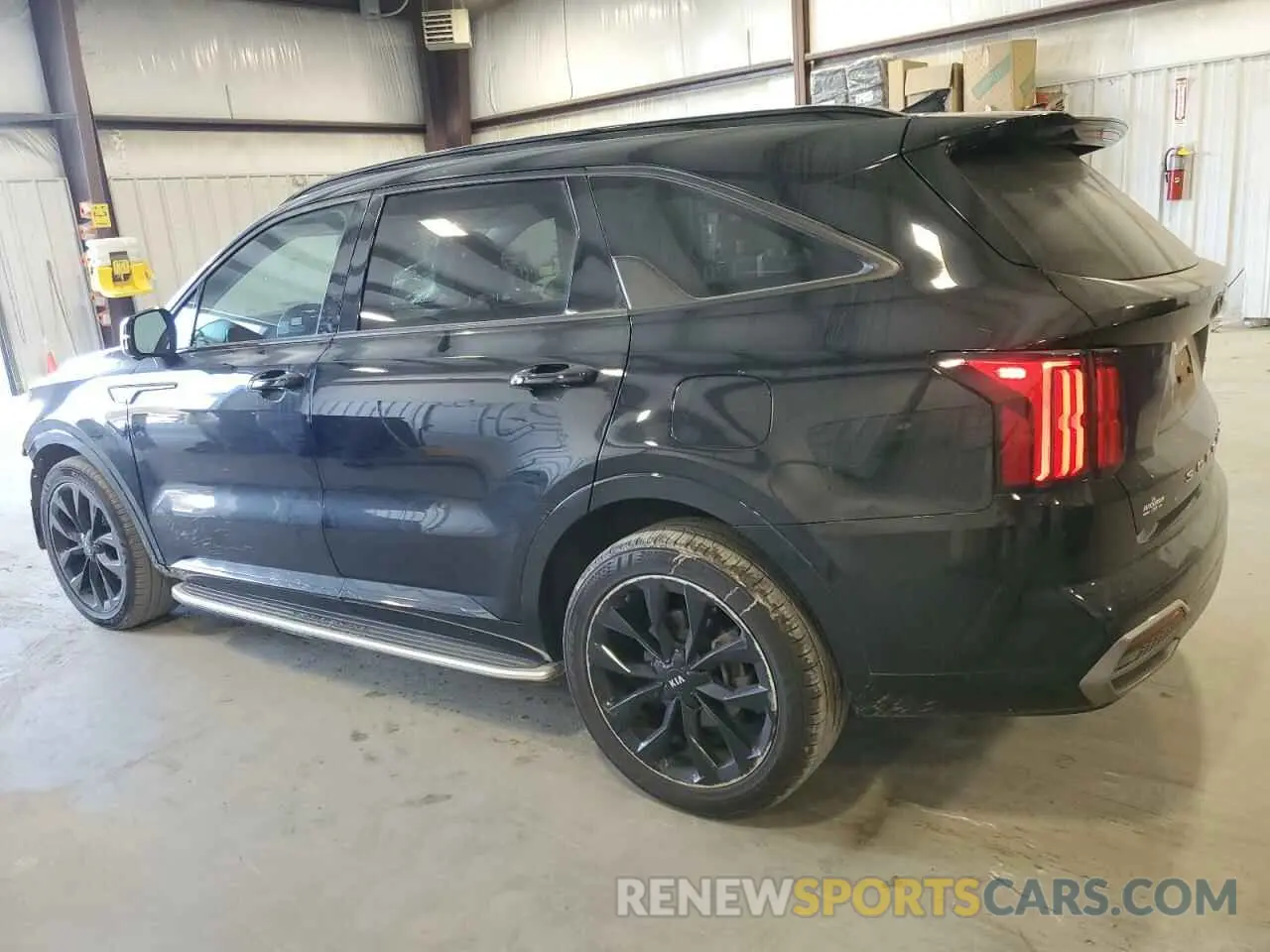 2 fotografías del automóvil dañado 5XYRK4LF9MG068015 KIA SORENTO 2021