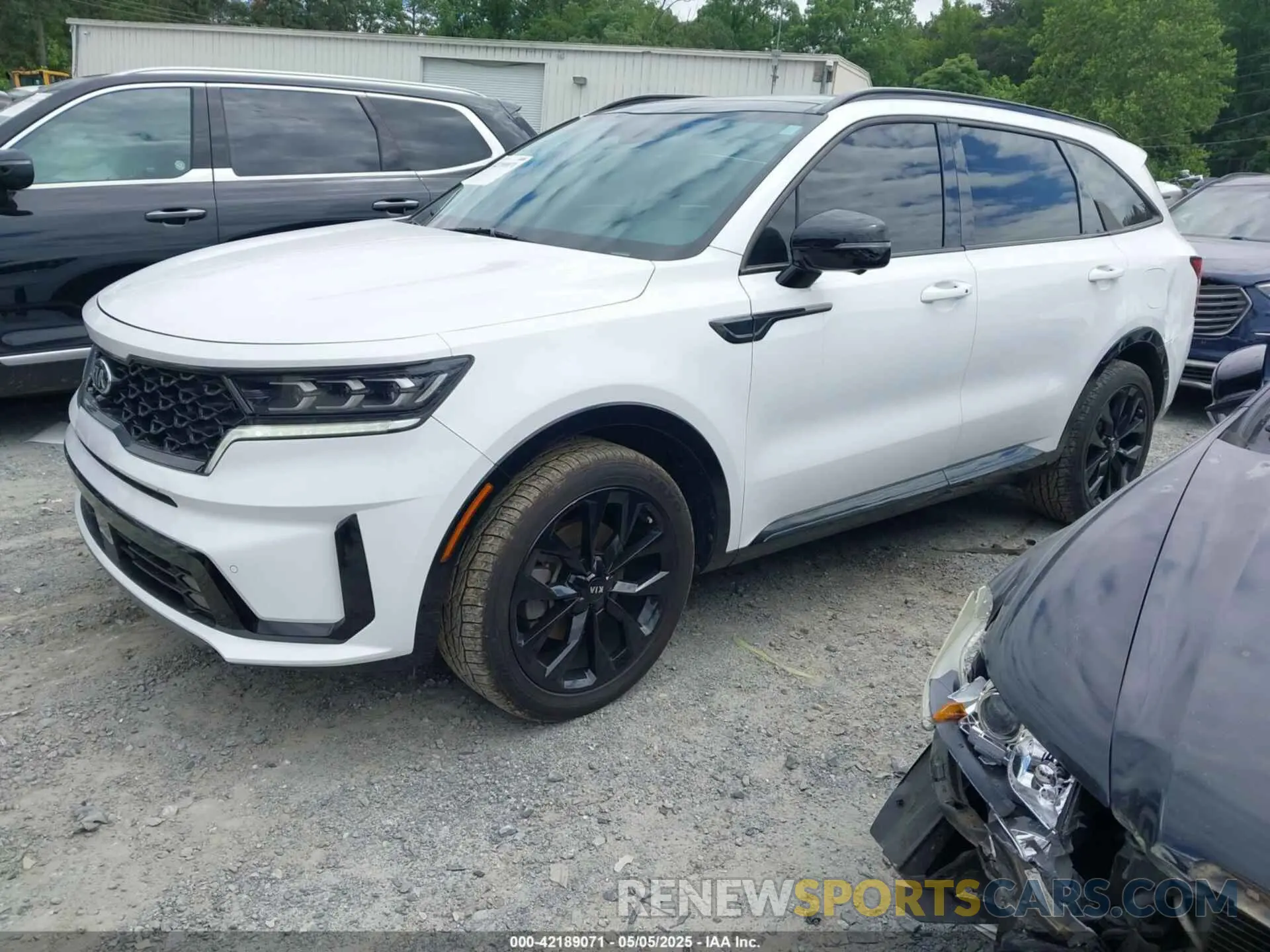 2 fotografías del automóvil dañado 5XYRK4LF9MG068631 KIA SORENTO 2021