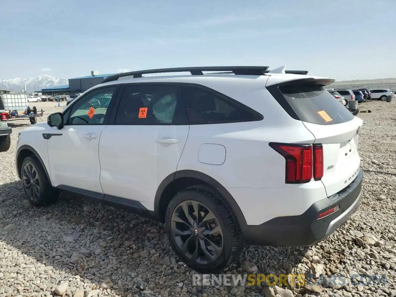 2 fotografías del automóvil dañado 5XYRKDLF0MG011816 KIA SORENTO 2021