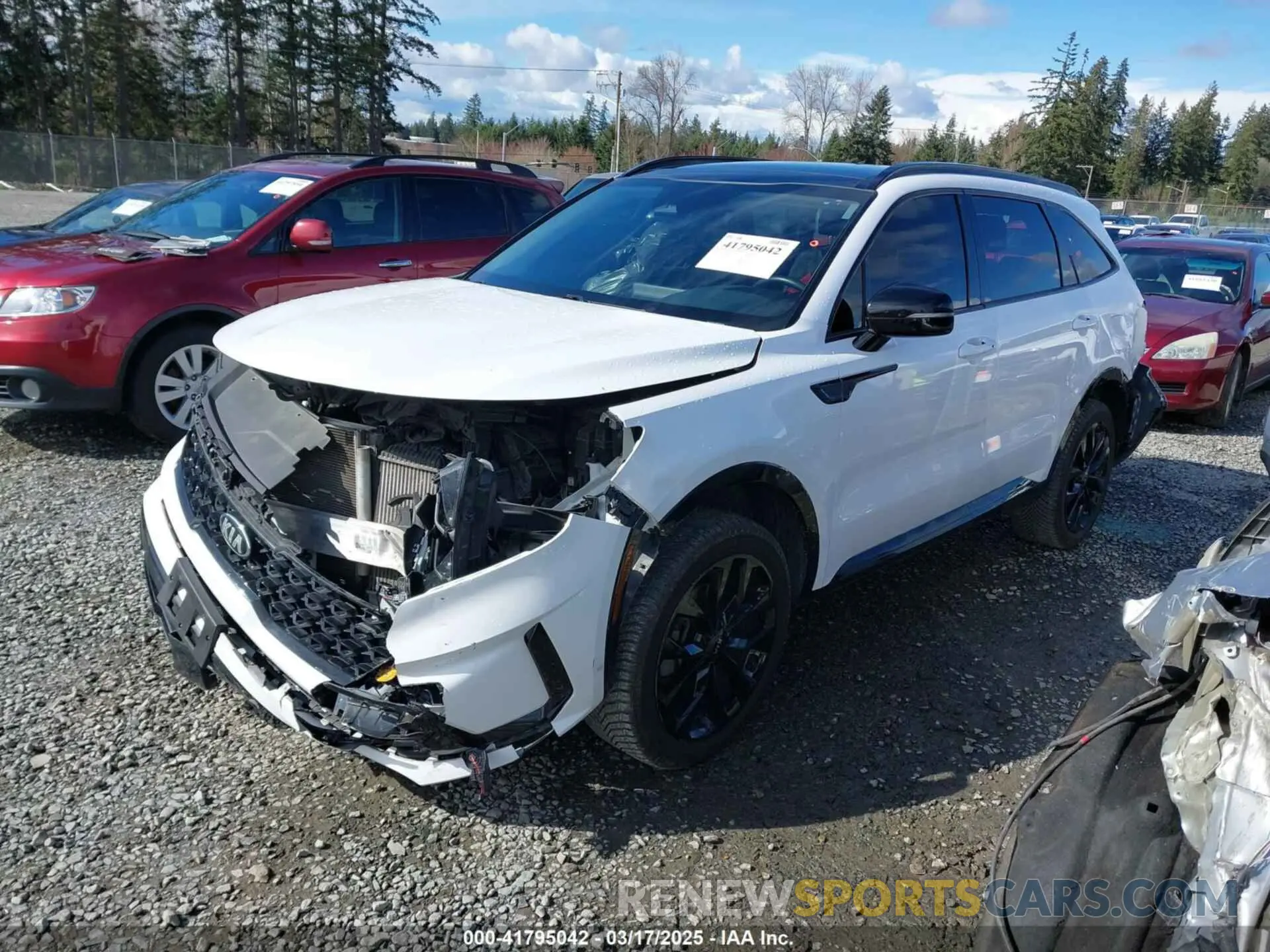 2 fotografías del automóvil dañado 5XYRKDLF5MG042916 KIA SORENTO 2021