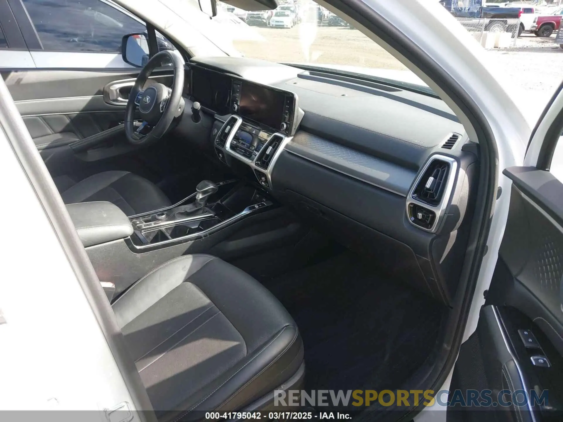 5 fotografías del automóvil dañado 5XYRKDLF5MG042916 KIA SORENTO 2021