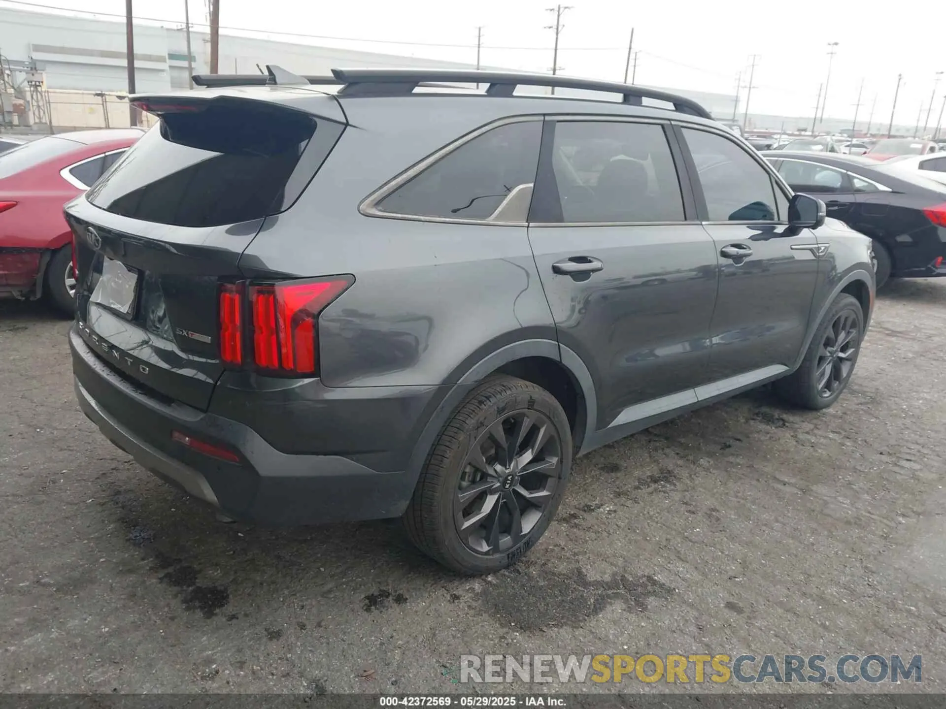 4 fotografías del automóvil dañado 5XYRKDLF7MG016494 KIA SORENTO 2021