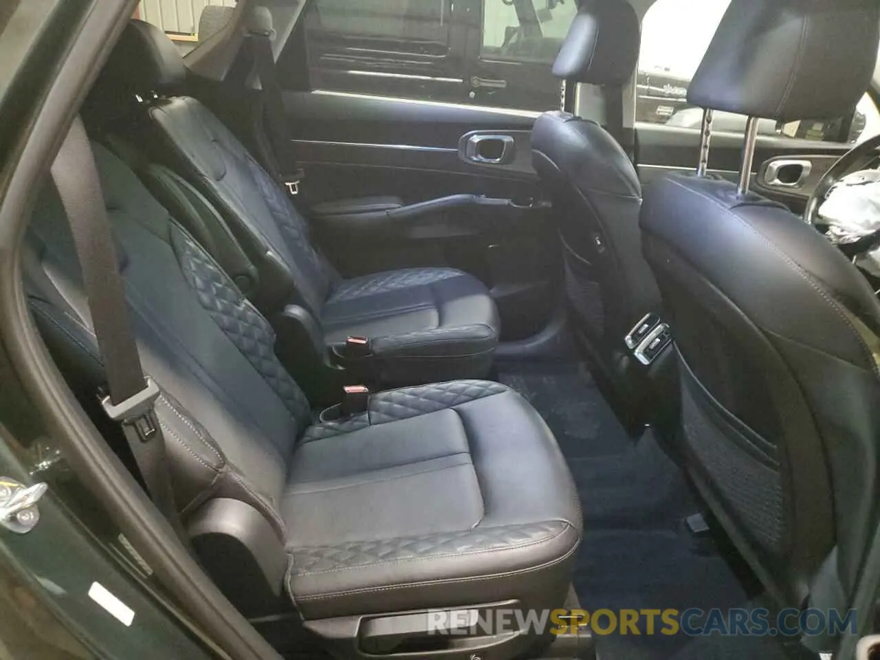 12 fotografías del automóvil dañado 5XYRKDLF8MG051710 KIA SORENTO 2021