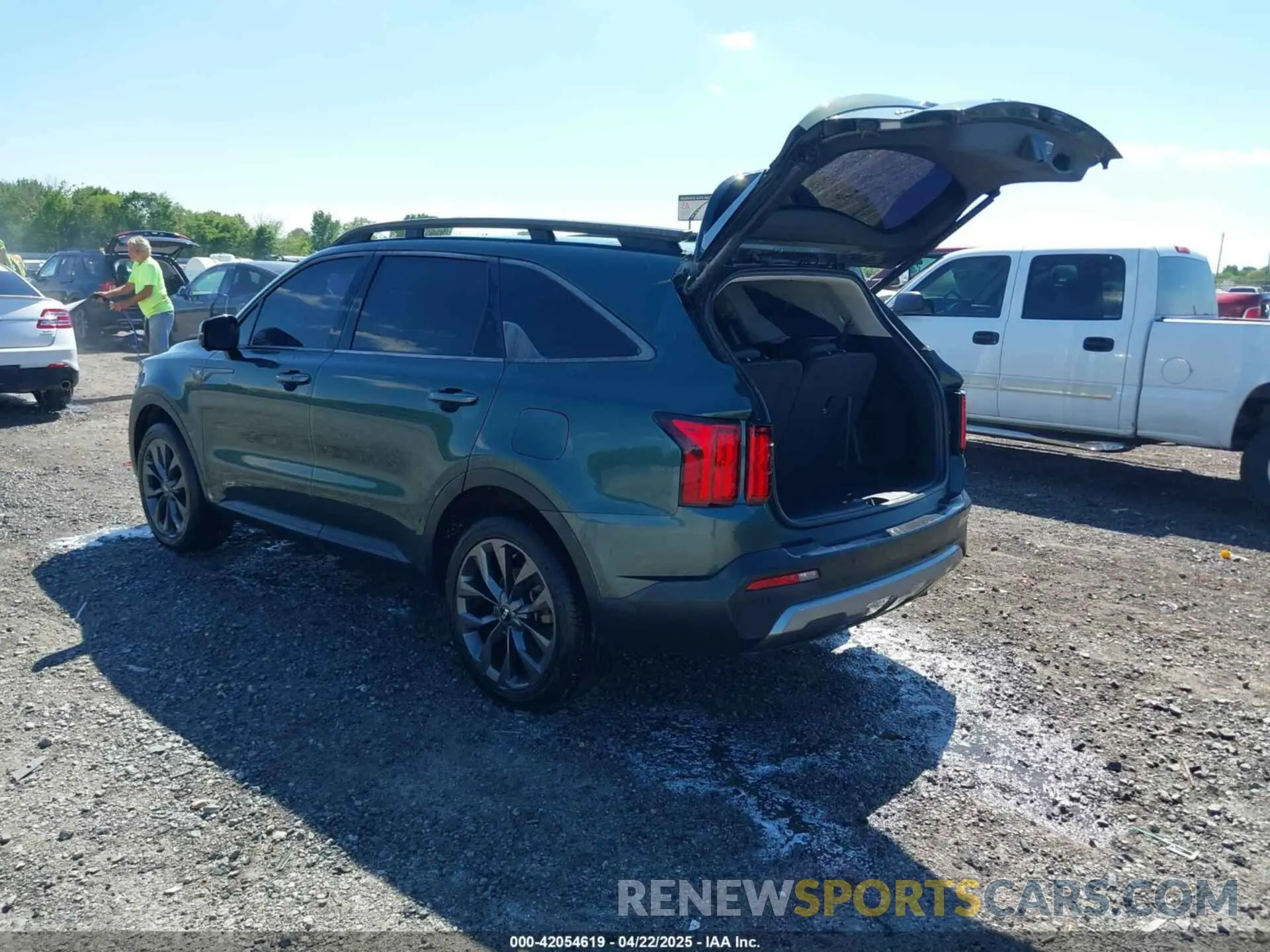 3 fotografías del automóvil dañado 5XYRKDLF9MG022684 KIA SORENTO 2021