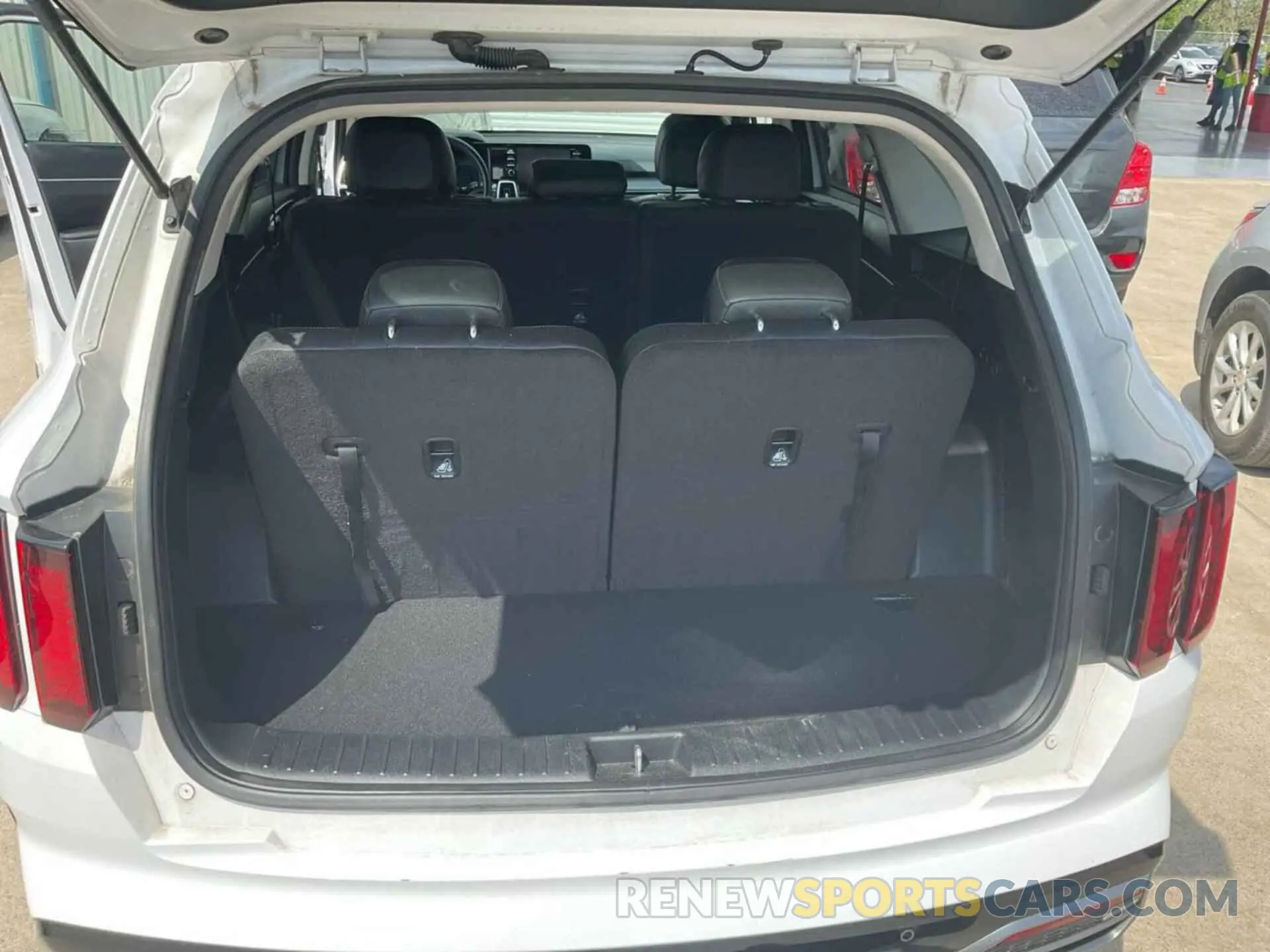 11 fotografías del automóvil dañado 5XYRL4LC0MG069234 KIA SORENTO 2021