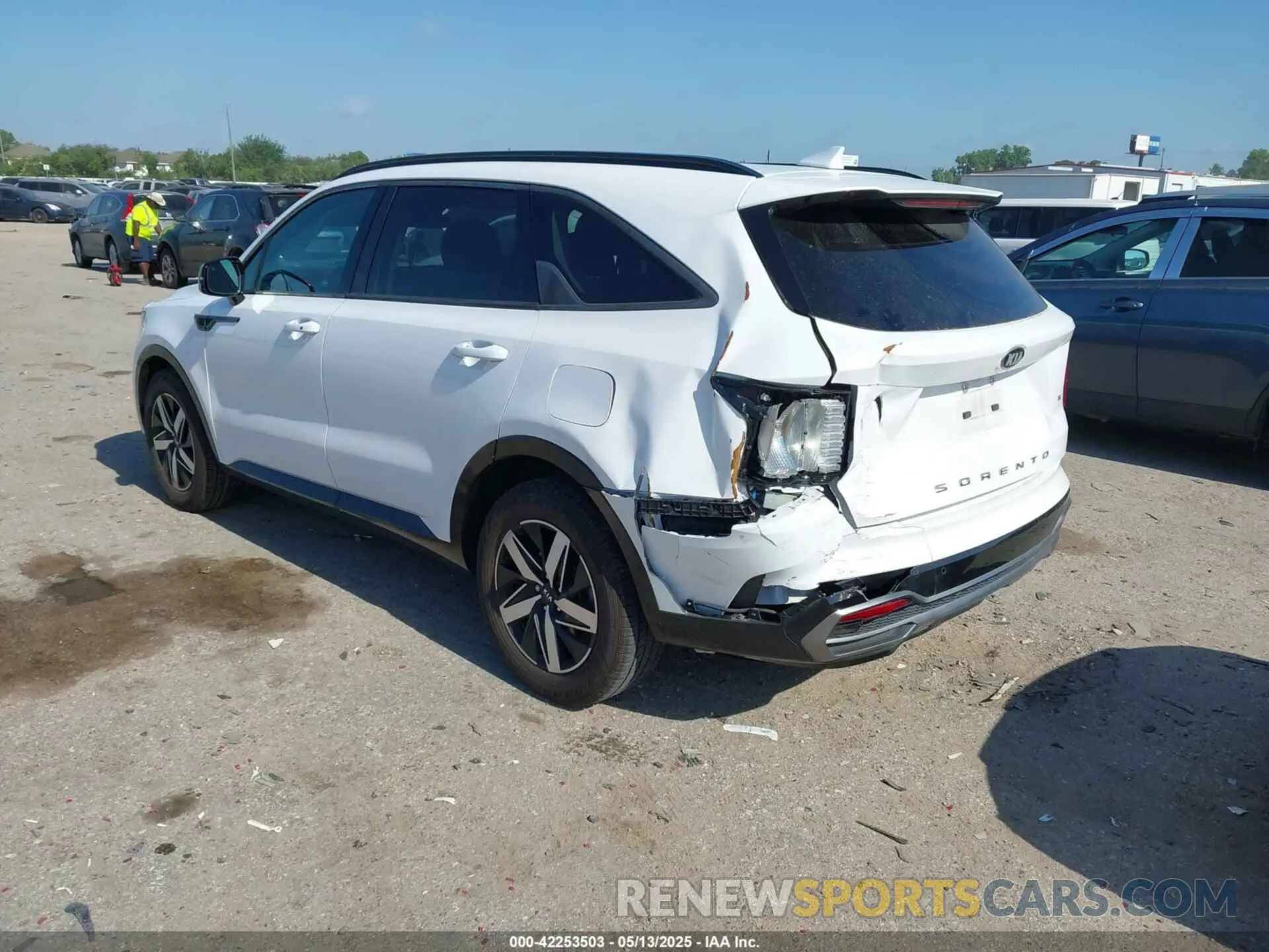 3 fotografías del automóvil dañado 5XYRL4LC1MG002786 KIA SORENTO 2021