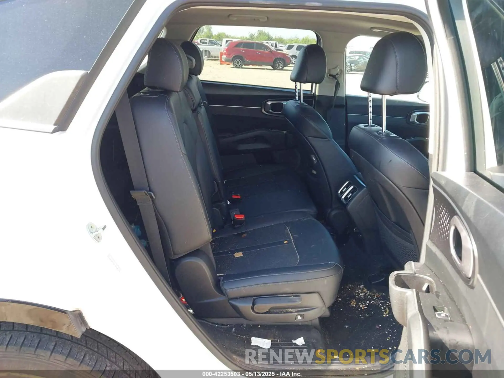 8 fotografías del automóvil dañado 5XYRL4LC1MG002786 KIA SORENTO 2021