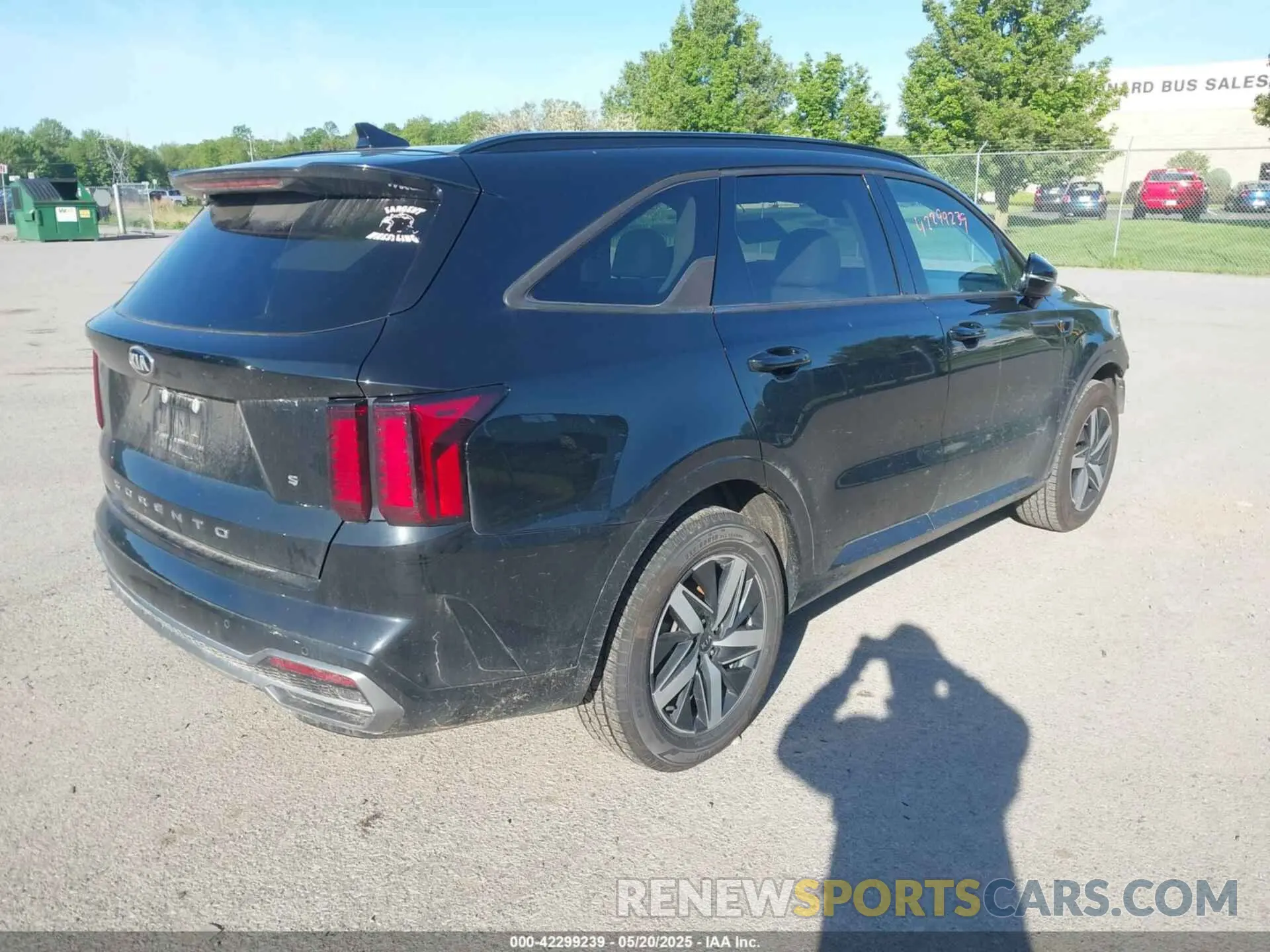 4 fotografías del automóvil dañado 5XYRL4LC1MG071493 KIA SORENTO 2021