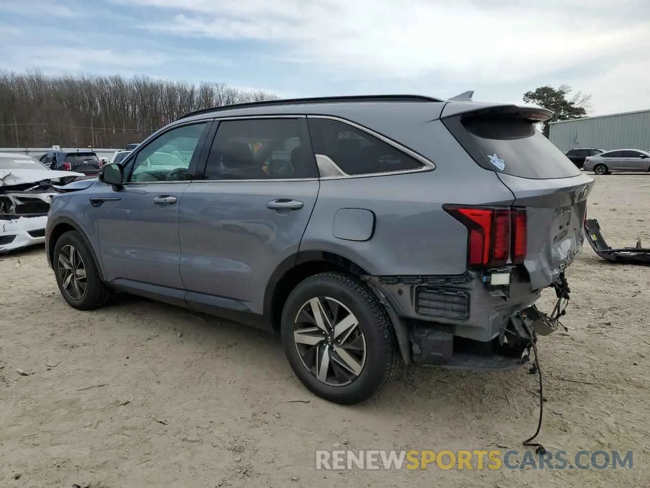 2 fotografías del automóvil dañado 5XYRL4LC2MG017510 KIA SORENTO 2021