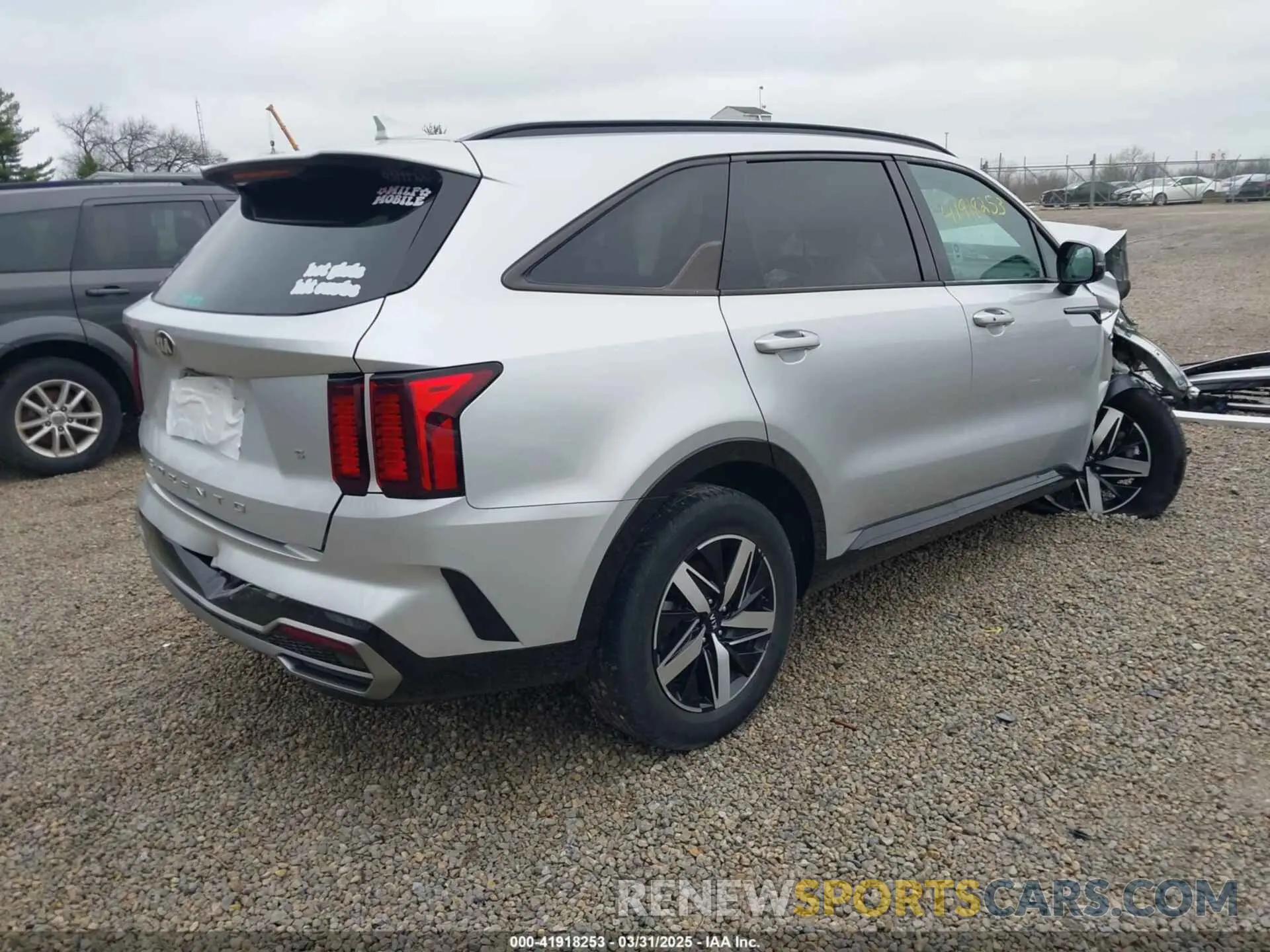 4 fotografías del automóvil dañado 5XYRL4LC3MG020870 KIA SORENTO 2021