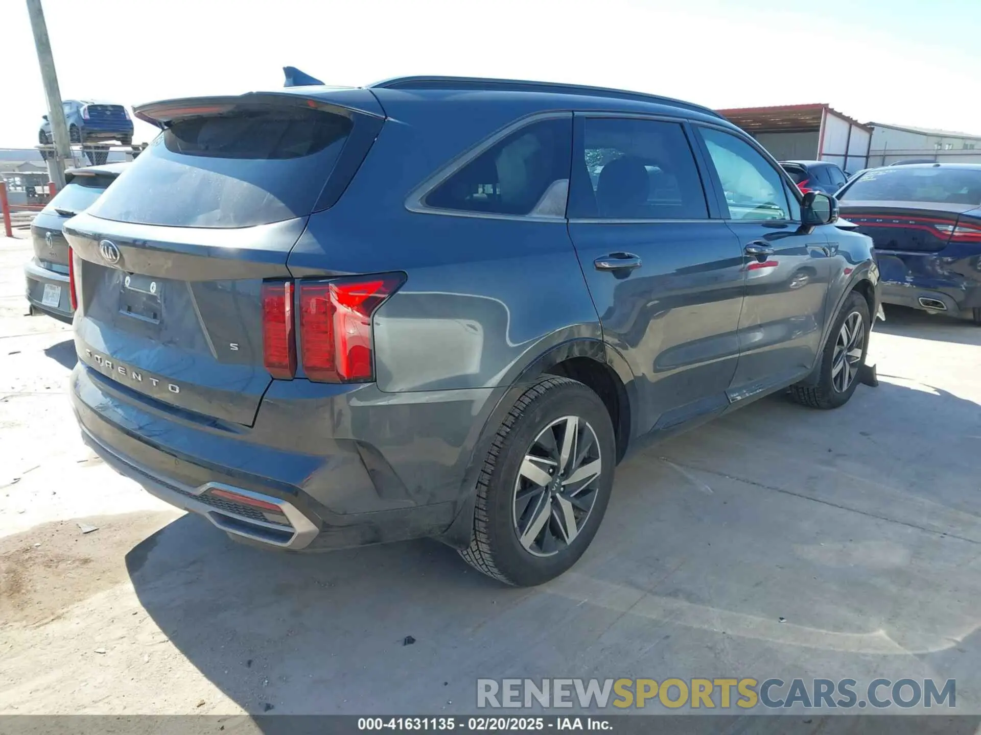 4 fotografías del automóvil dañado 5XYRL4LC4MG045731 KIA SORENTO 2021