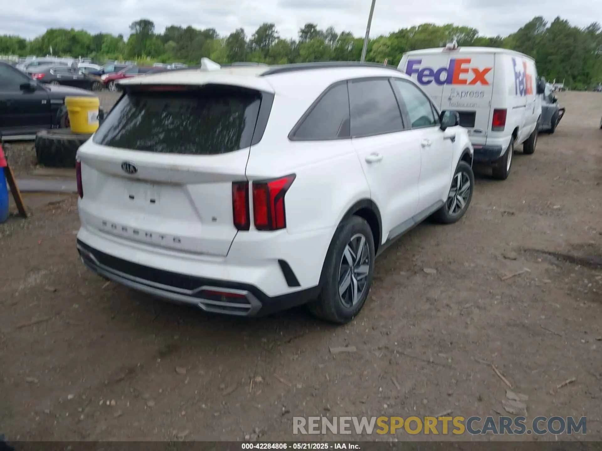 4 fotografías del automóvil dañado 5XYRL4LCXMG009736 KIA SORENTO 2021