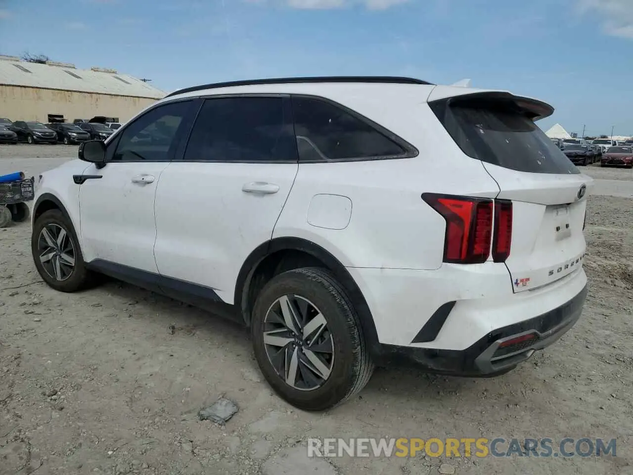 2 fotografías del automóvil dañado 5XYRL4LCXMG064090 KIA SORENTO 2021