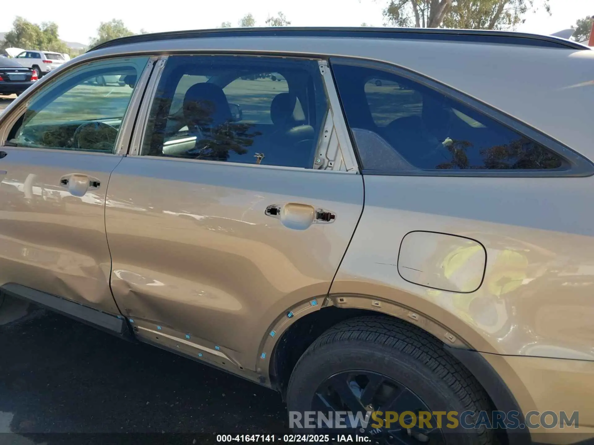 12 fotografías del automóvil dañado 5XYRLDLC6MG008163 KIA SORENTO 2021