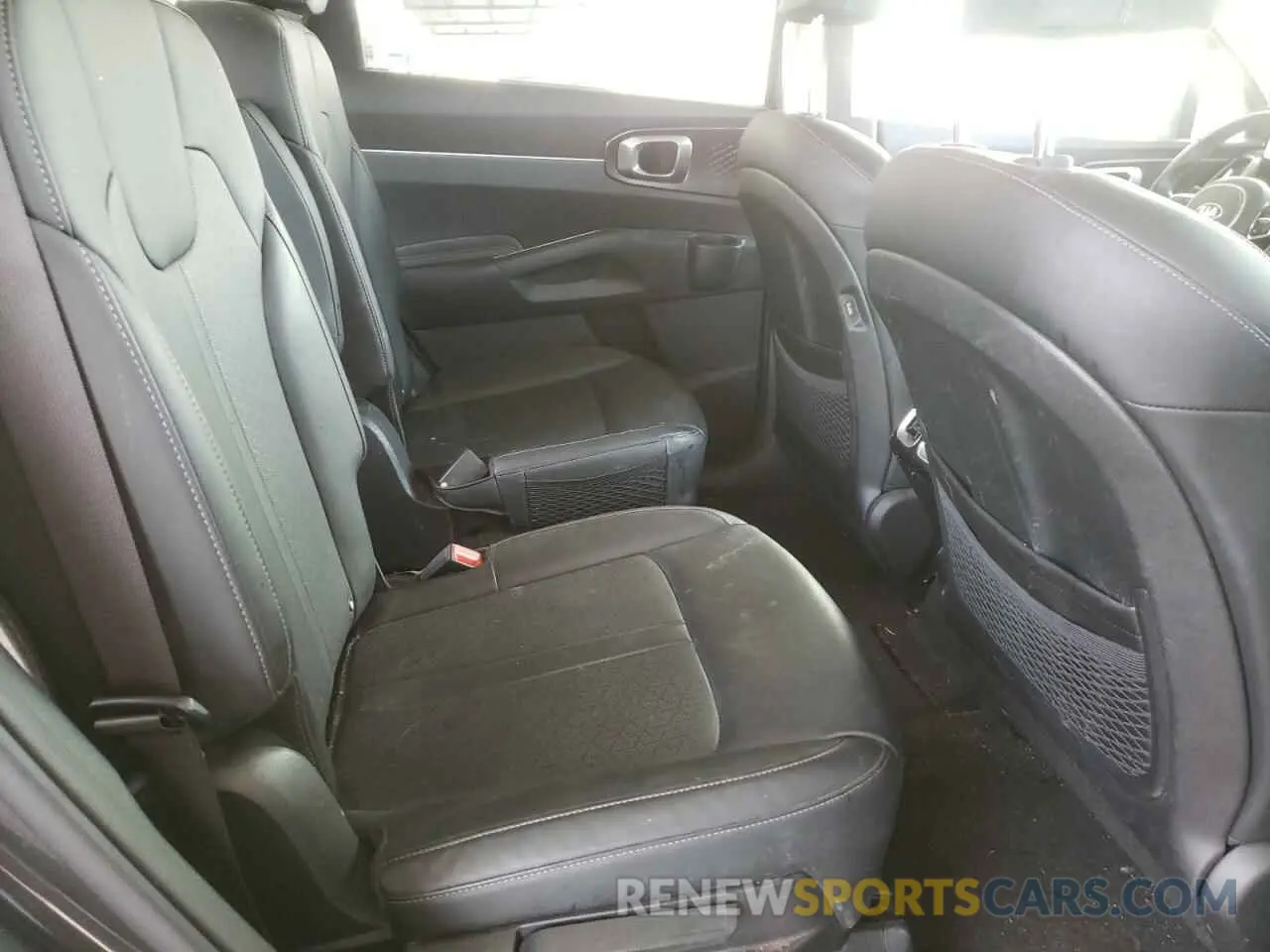 11 fotografías del automóvil dañado KNDRG4LG8M5059616 KIA SORENTO 2021