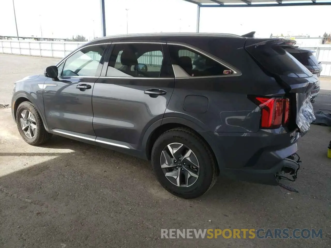 2 fotografías del automóvil dañado KNDRG4LG8M5059616 KIA SORENTO 2021