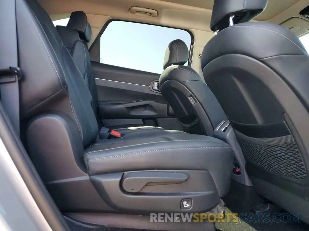 11 fotografías del automóvil dañado KNDRH4LG0M5033315 KIA SORENTO 2021