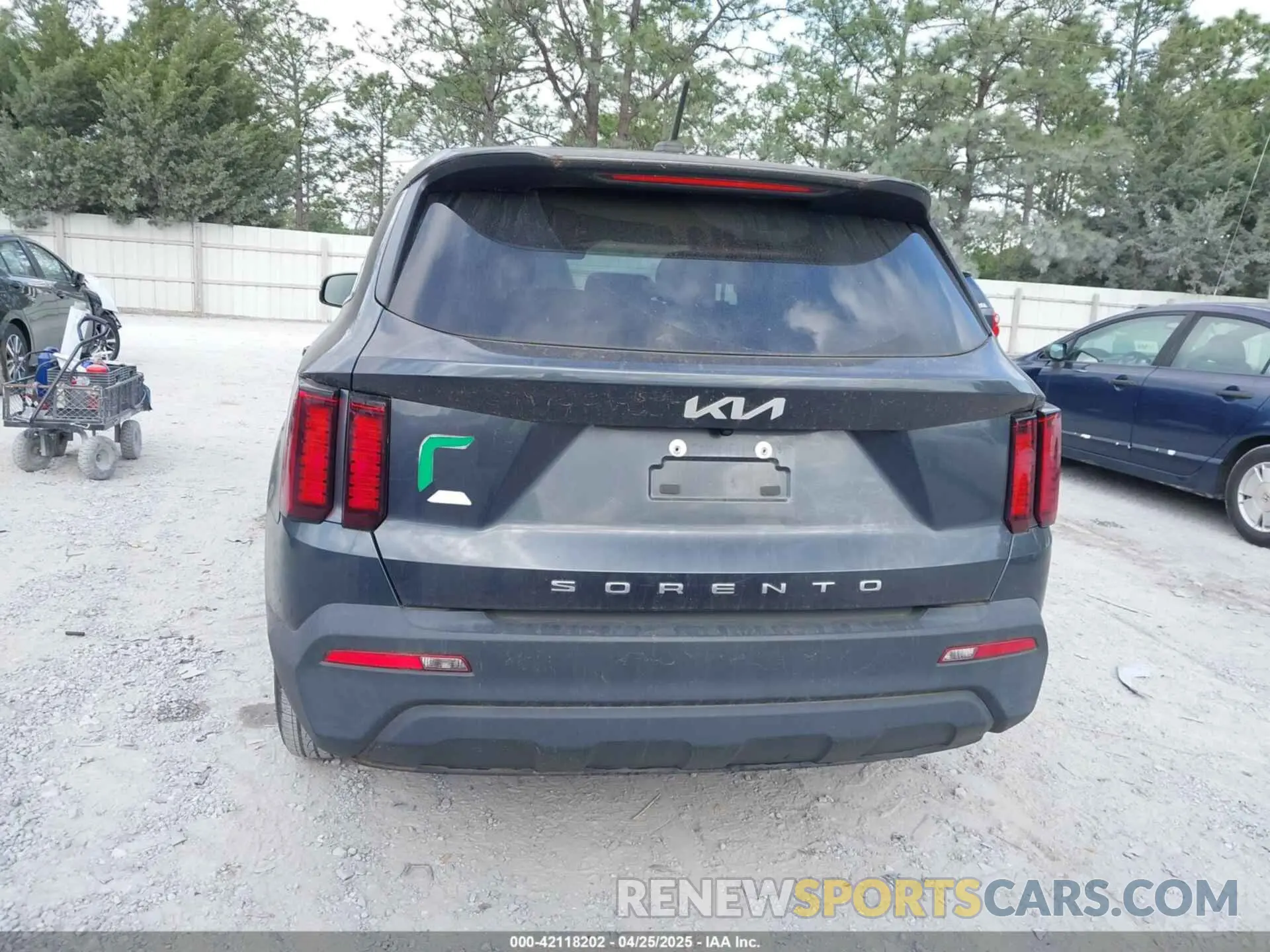 16 fotografías del automóvil dañado 5XYRG4LC0NG103985 KIA SORENTO 2022