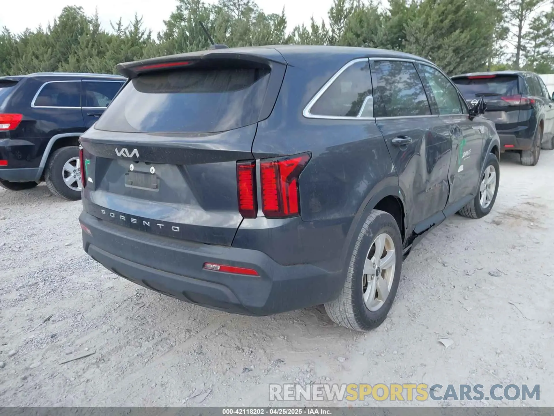 4 fotografías del automóvil dañado 5XYRG4LC0NG103985 KIA SORENTO 2022