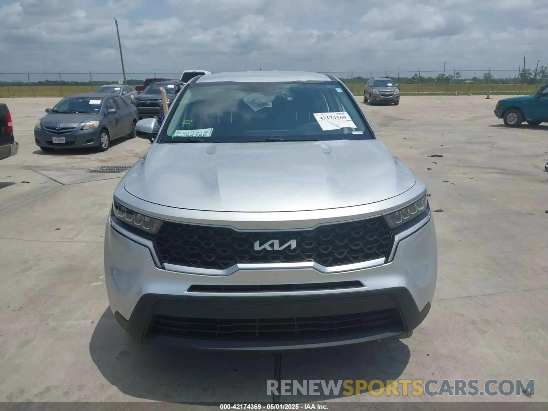 12 fotografías del automóvil dañado 5XYRG4LC2NG082668 KIA SORENTO 2022