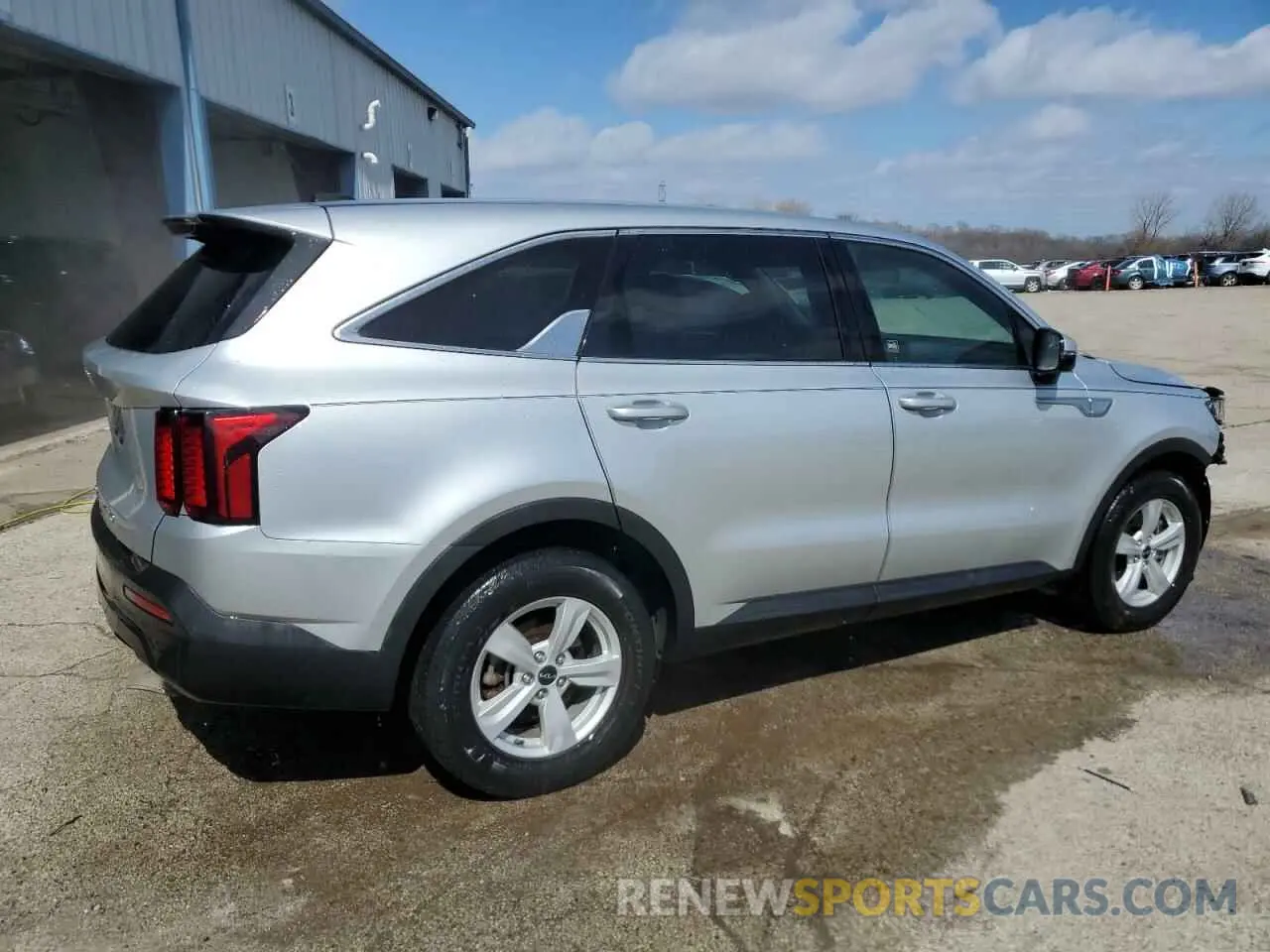 3 fotografías del automóvil dañado 5XYRG4LC4NG083031 KIA SORENTO 2022