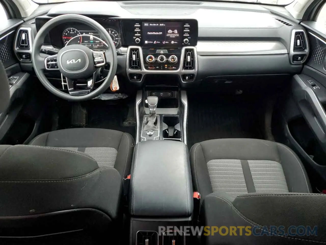 8 fotografías del automóvil dañado 5XYRG4LC4NG083031 KIA SORENTO 2022