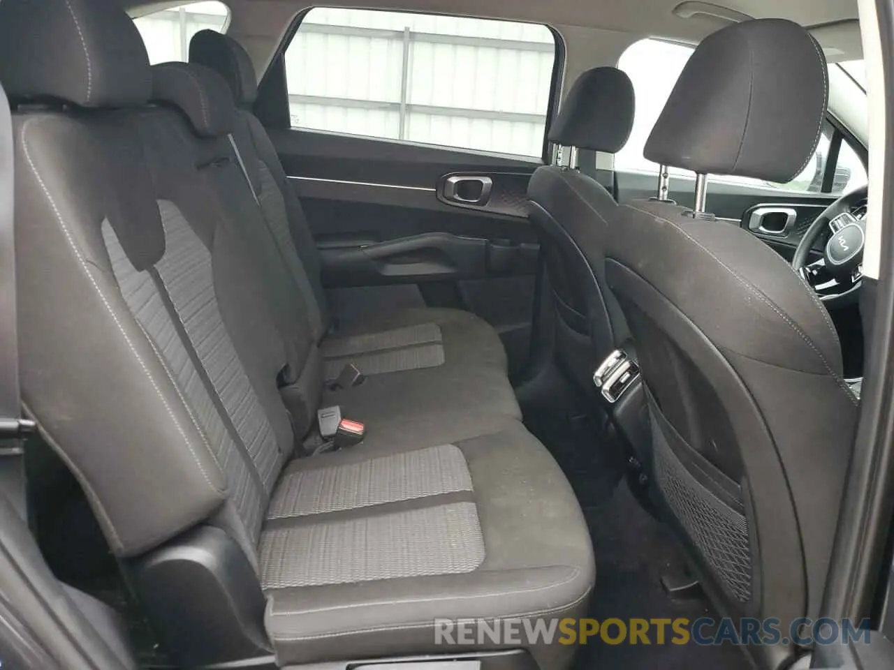 11 fotografías del automóvil dañado 5XYRG4LC5NG142801 KIA SORENTO 2022