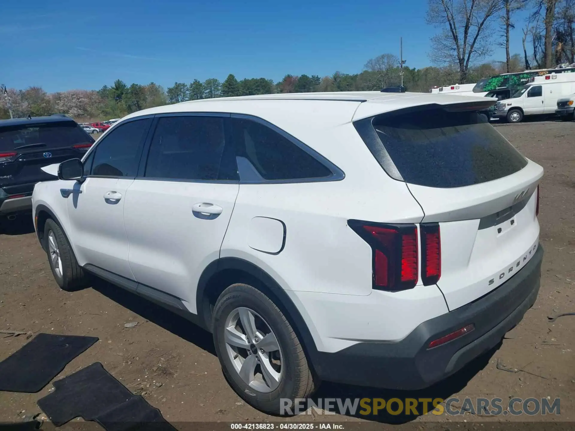 14 fotografías del automóvil dañado 5XYRG4LC9NG088726 KIA SORENTO 2022