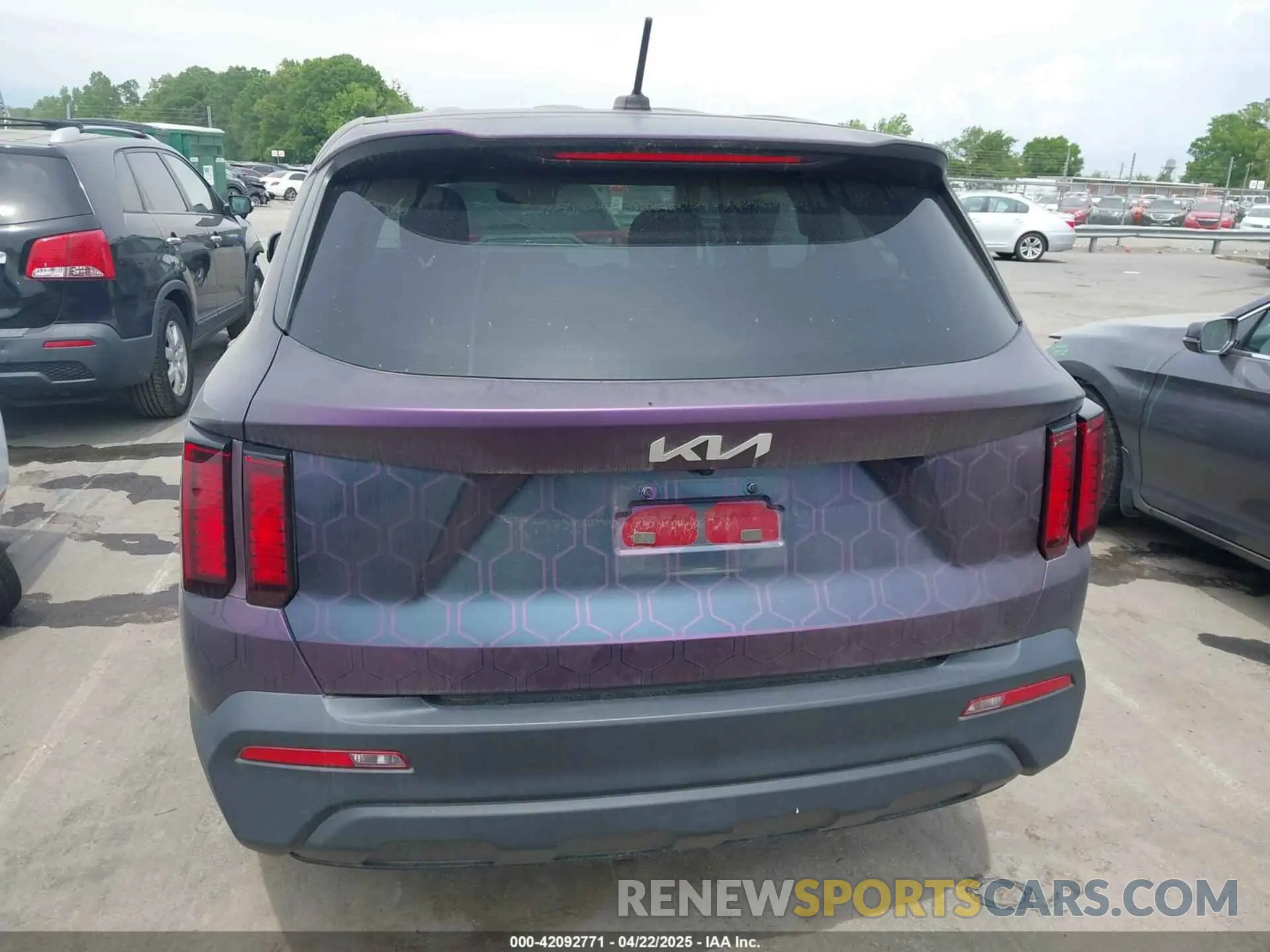 16 fotografías del automóvil dañado 5XYRG4LC9NG091772 KIA SORENTO 2022