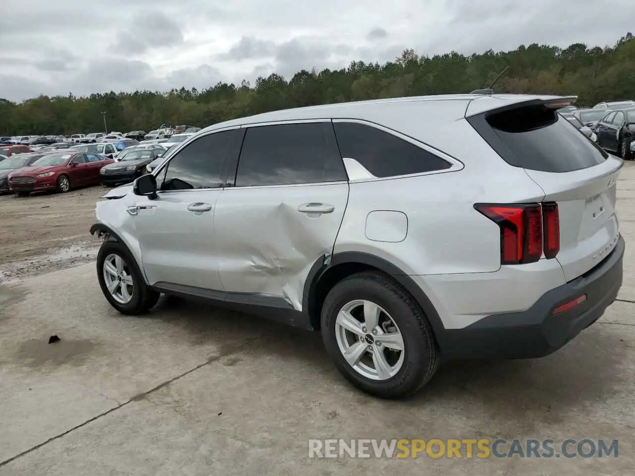 2 fotografías del automóvil dañado 5XYRG4LC9NG099337 KIA SORENTO 2022