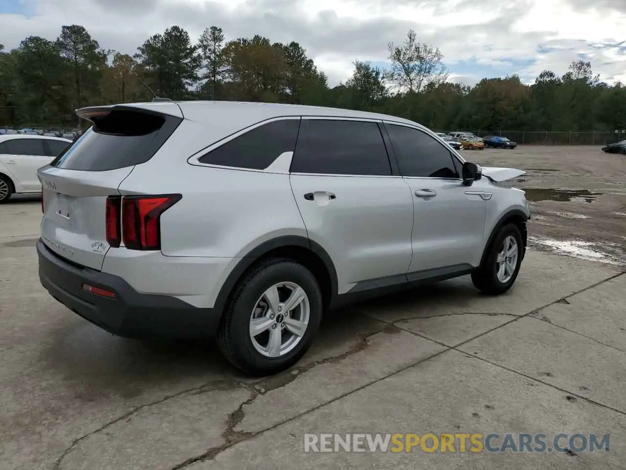 3 fotografías del automóvil dañado 5XYRG4LC9NG099337 KIA SORENTO 2022