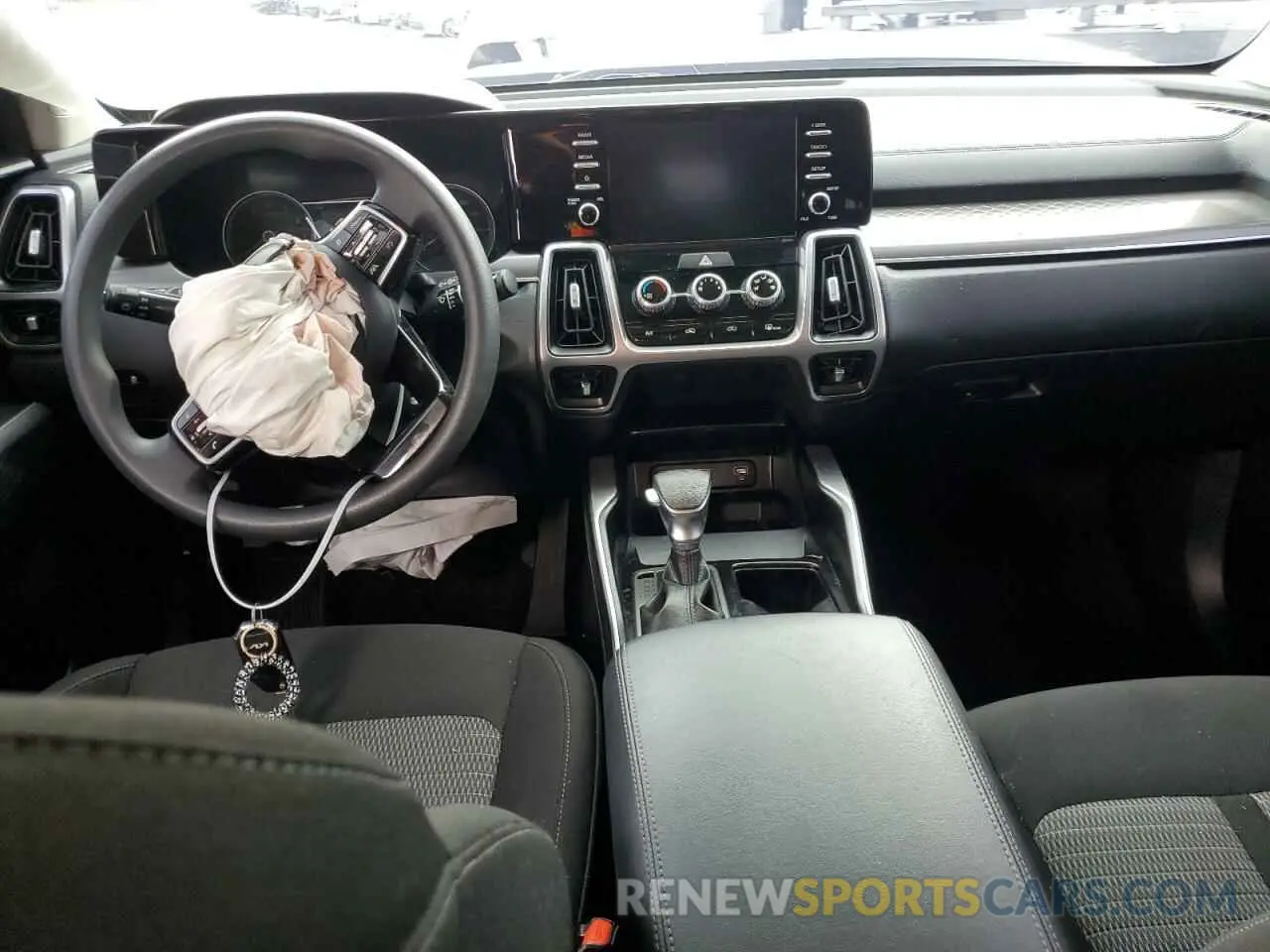 8 fotografías del automóvil dañado 5XYRG4LC9NG099337 KIA SORENTO 2022