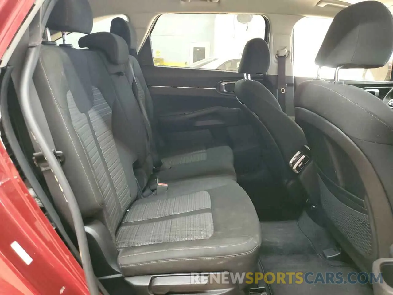 11 fotografías del automóvil dañado 5XYRGDLC3NG149715 KIA SORENTO 2022