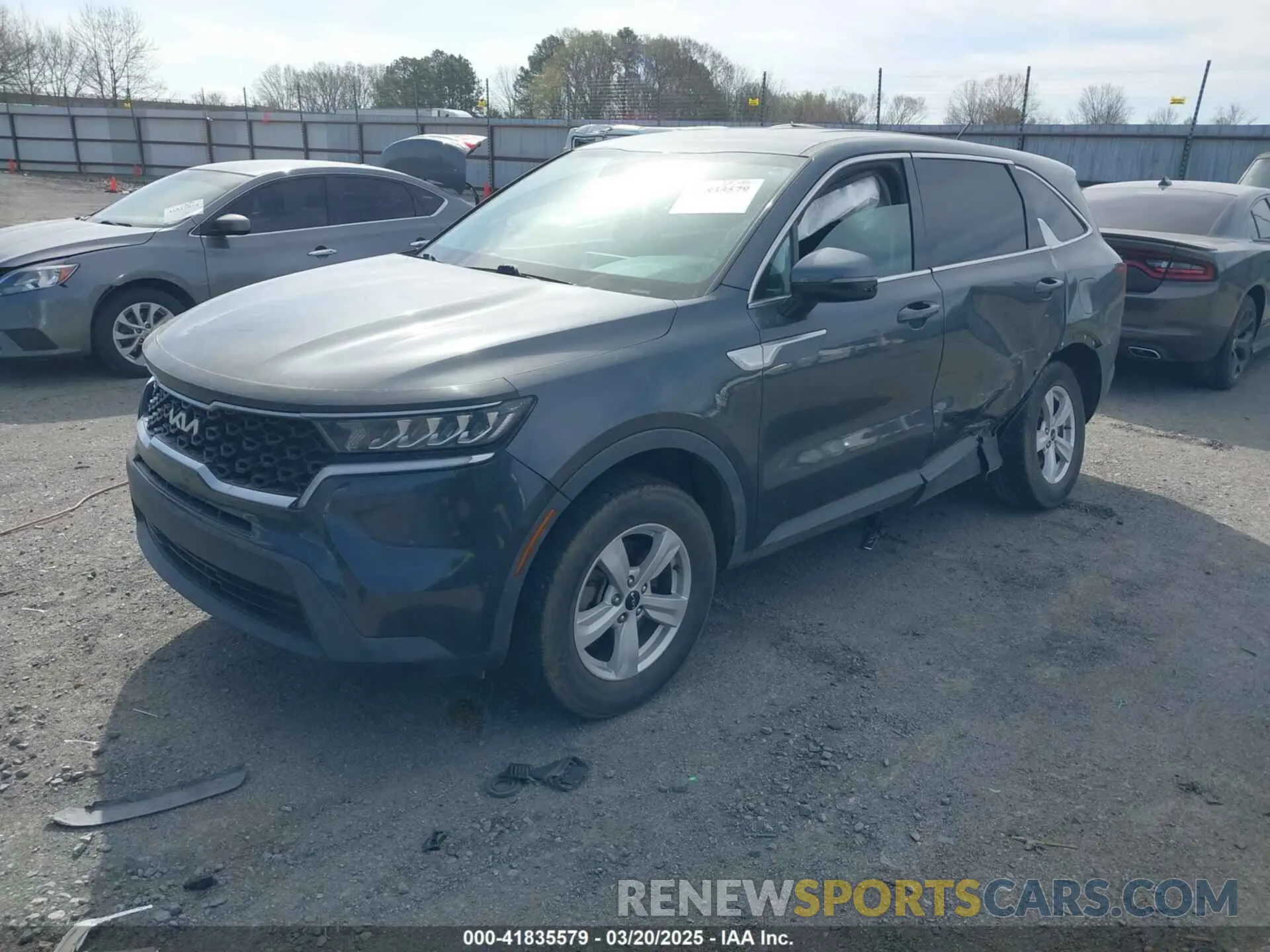 2 fotografías del automóvil dañado 5XYRGDLC4NG084017 KIA SORENTO 2022