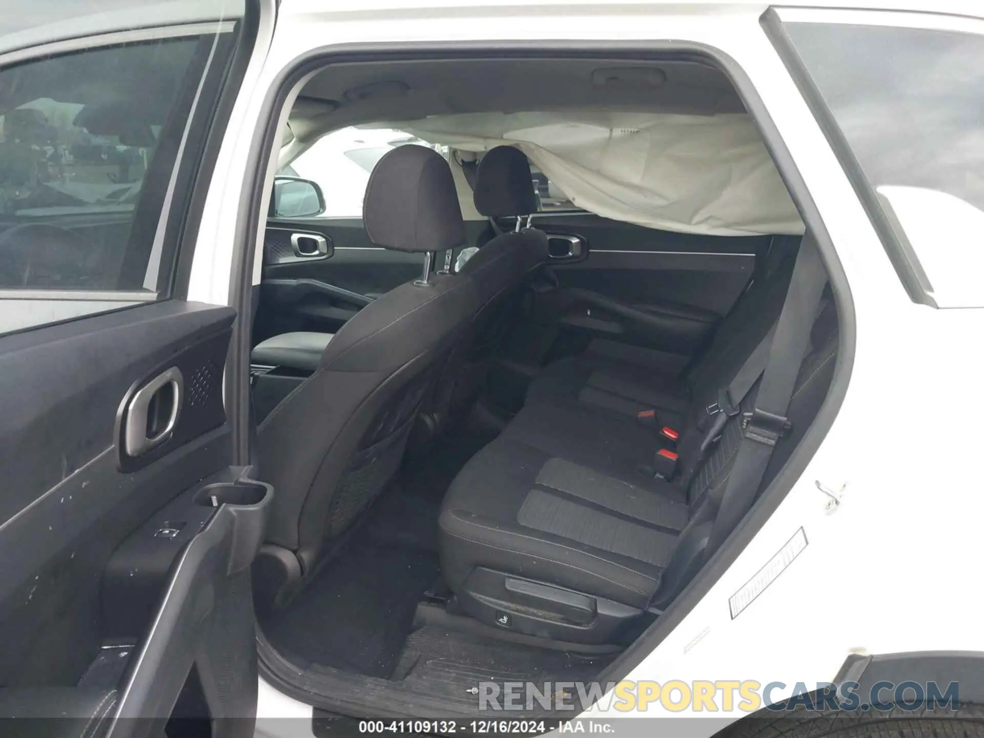 8 fotografías del automóvil dañado 5XYRGDLC8NG072405 KIA SORENTO 2022