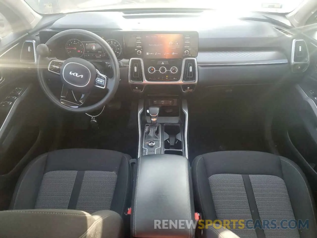 8 fotografías del automóvil dañado 5XYRGDLC8NG098146 KIA SORENTO 2022