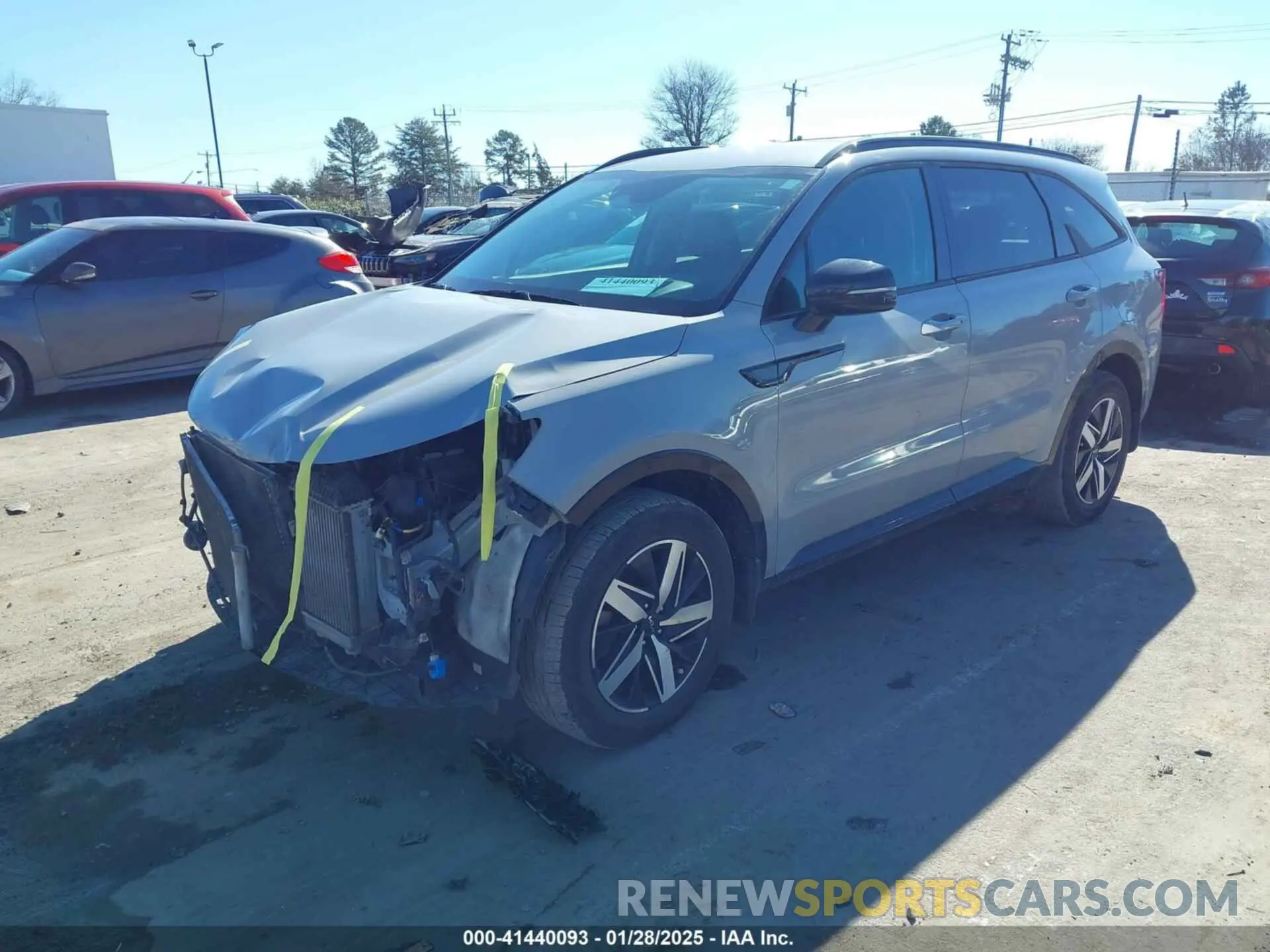 2 fotografías del automóvil dañado 5XYRH4LF4NG125091 KIA SORENTO 2022