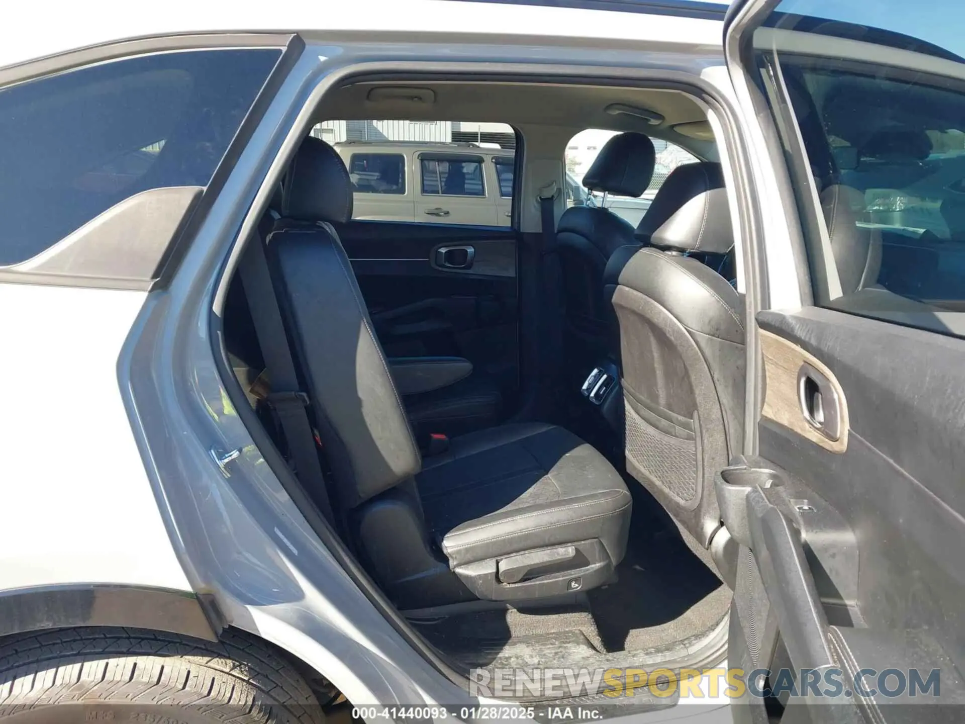 8 fotografías del automóvil dañado 5XYRH4LF4NG125091 KIA SORENTO 2022