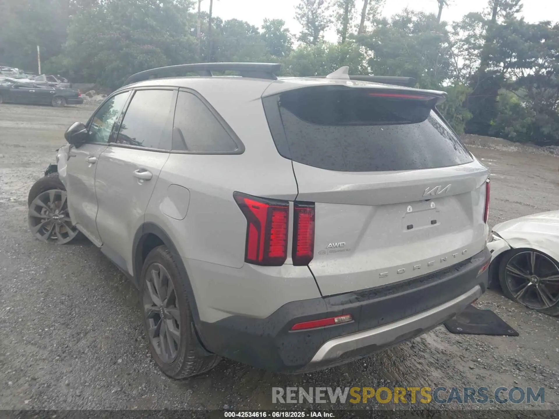 3 fotografías del automóvil dañado 5XYRHDLF3NG133649 KIA SORENTO 2022