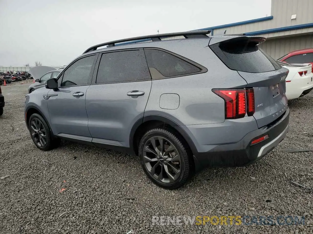 2 fotografías del automóvil dañado 5XYRHDLF9NG133851 KIA SORENTO 2022