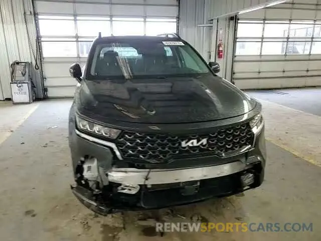 11 fotografías del automóvil dañado 5XYRHDLFXNG091660 KIA SORENTO 2022