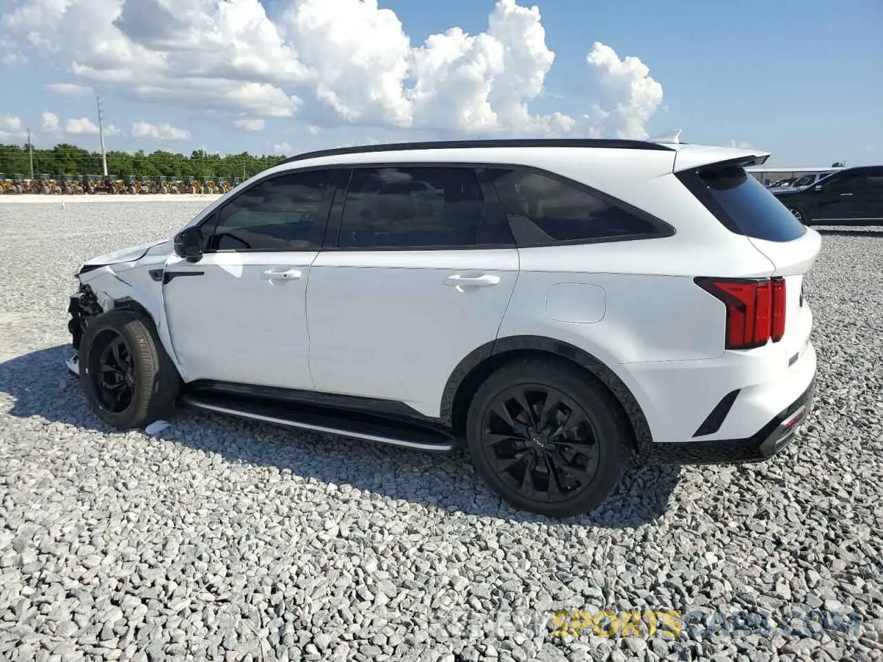 2 fotografías del automóvil dañado 5XYRK4LF0NG102098 KIA SORENTO 2022