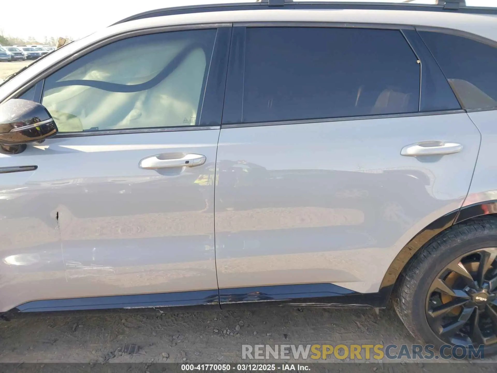 13 fotografías del automóvil dañado 5XYRK4LF1NG106743 KIA SORENTO 2022